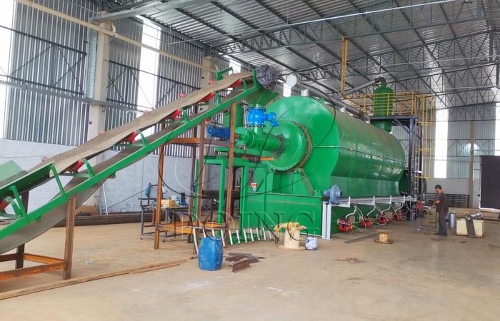 Installation of DOING semi-continuous pyrolysis machine in Brazil