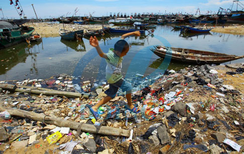 waste plastic not to reducing pollution marine